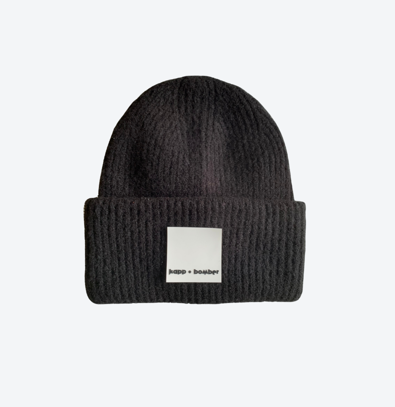 Knitted Basecamp Summit