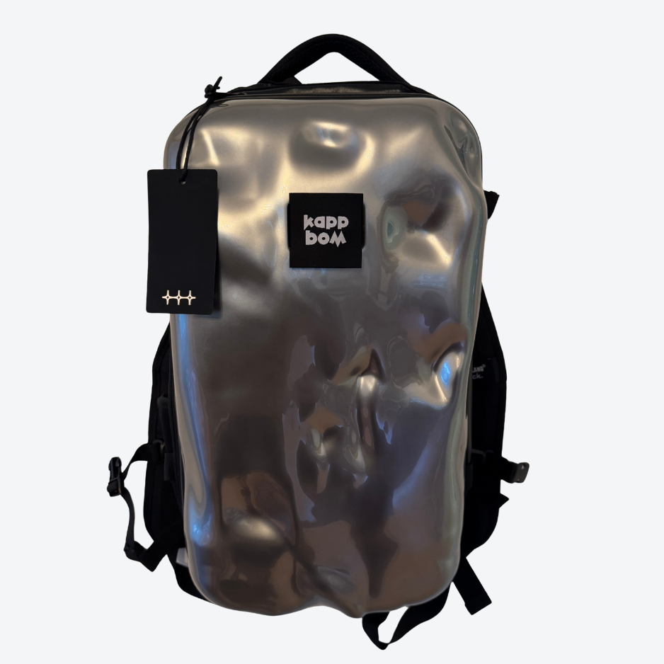 Obsidian Carry Luggage